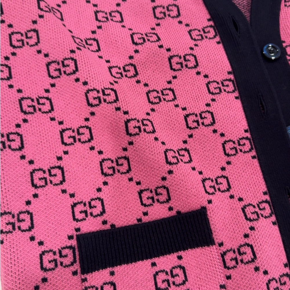 Gucci Pink and Black Knit Cardigan with Signature Label - Picture 3 of 11